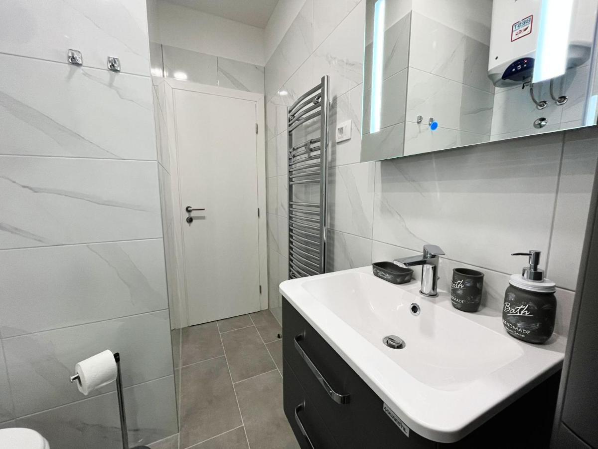 Apartments T&T Трогир Экстерьер фото